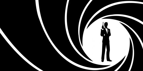 Theo một số tài liệu, Polyakov được trả khoảng 3.000 USD/năm khi làm tình báo cho Mỹ. Polyakov không nhận tiền mặt. Thay vào đó, điệp viên hai mang này nhận súng săn và các dụng cụ câu cá.