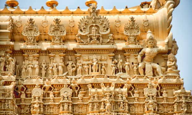 Được xây dựng vào thế kỷ 6, đền Padmanabhaswamy được tu sửa vào thế kỷ 16.