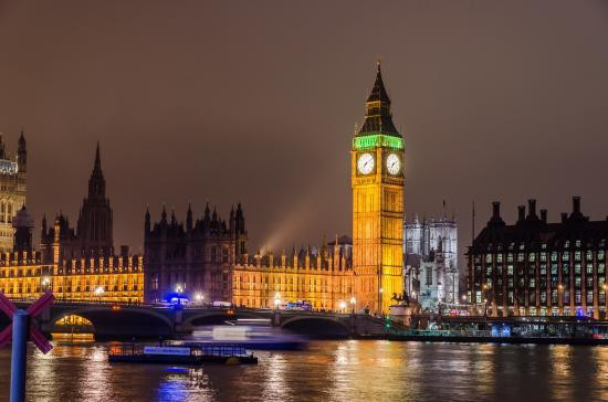 Bên trong tháp đồng hồ Big Ben có một tầng từng được sử dụng để giam giữ tù nhân đặc biệt.