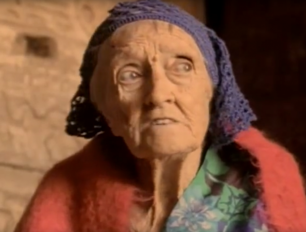 Bất chấp điều đó, Bentreshyt ở bên nhà vua Seti và có với nhau người con. Sau cùng, Bentreshyt chọn cách tự sát để trả giá cho tội lỗi của mình khi vi phạm lời thề nữ tu.