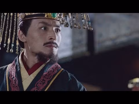 Một giả thuyết khác suy đoán có thể do Tần Hiếu Văn vương lên ngôi khi 53 tuổi mang trong mình những căn bệnh nguy hiểm dẫn đến tử vong đột ngột.