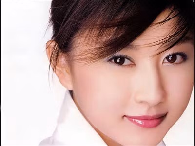 Nhân trung đẹp còn là biểu hiện cho trường thọ (Nhân trung trong tướng học còn được ví là Thọ đường), vừa thông minh lại sống lâu, chồng giàu sang phát đạt, con hiếu đạo vẹn tròn. Những người phụ nữ có khuôn mặt như vậy thật là có phúc.