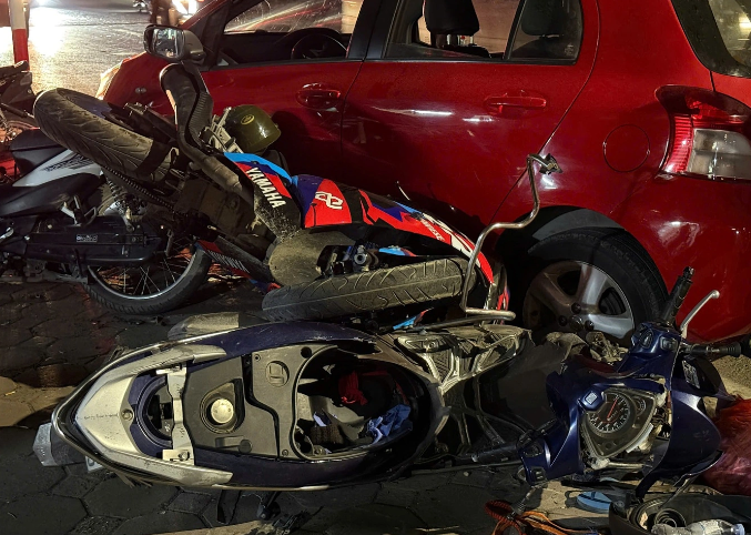 Danh tinh tai xe tong lien hoan 6 xe may o Ha Noi