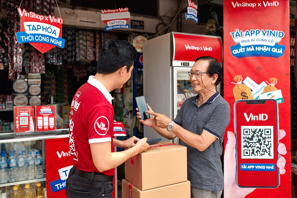 Vingroup ra mat ung dung VinShop - mo hinh ban le B2B2C dau tien tai VN