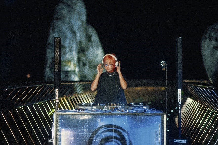 UWSA và 9Blocks cũng mong muốn sẽ tiếp tục tổ chức các buổi diễn khác tại các danh lam thắng cảnh trên khắp mọi miền đất nước, qua đó lan toả hình ảnh Việt Nam tươi đẹp, giàu văn hoá tới bạn bè trên toàn thế giới.