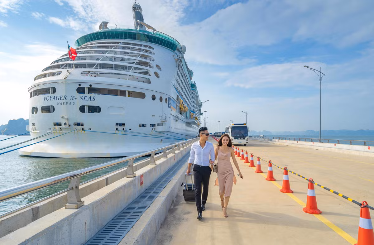 Cang tau khach quoc te Ha Long – Dau an nang hang du lich bien Viet Nam-Hinh-2