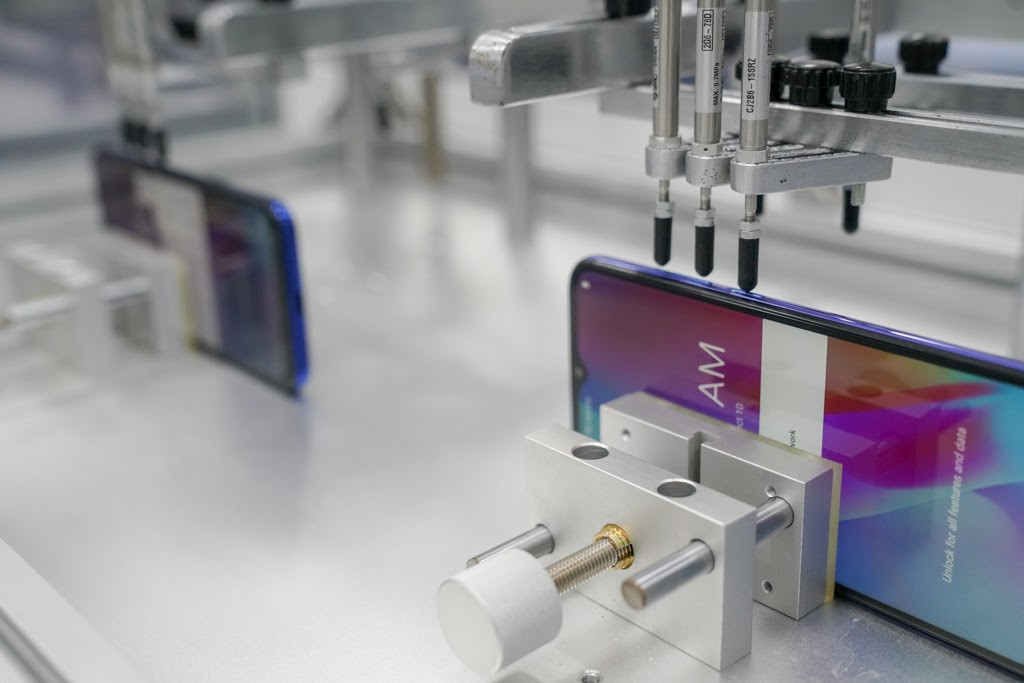 My la thi truong dau tien VinSmart gioi thieu dien thoai 5G?