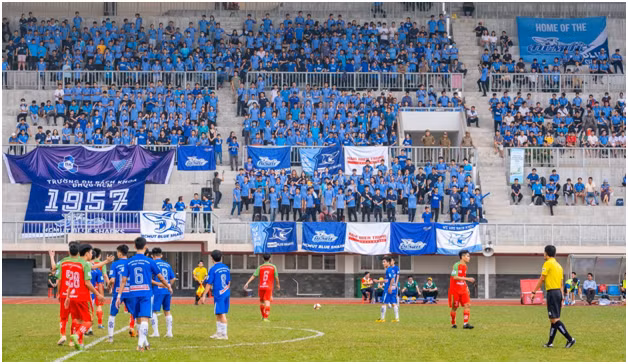 Soi dong man co vu chi co tai giai bong da sinh vien SV-League-Hinh-3