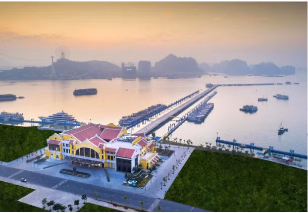 Khong gian tuyet my cua Cang tau khach hang dau chau A tai Ha Long