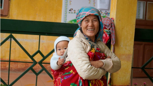 Nguoi dan ban Muong An phan khoi don diem truong moi-Hinh-3