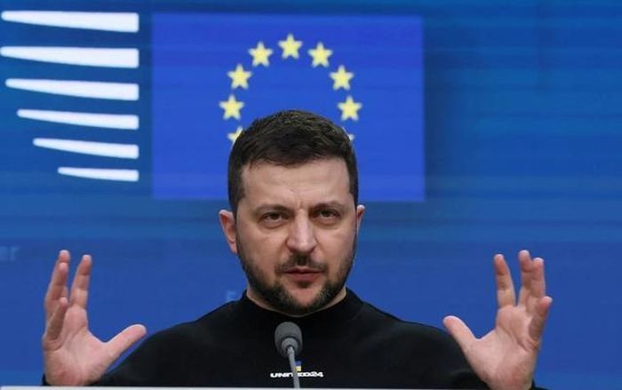 Hôm 02/02, 27 quốc gia thành viên EU đã nhất trí về gói viện trợ bổ sung trị giá 50 tỷ euro cho Ukraine từ năm 2024 đến 2027. Trong đó, 33 tỷ euro là “dưới dạng cho vay” và 17 tỷ euro là “hỗ trợ không hoàn lại”.