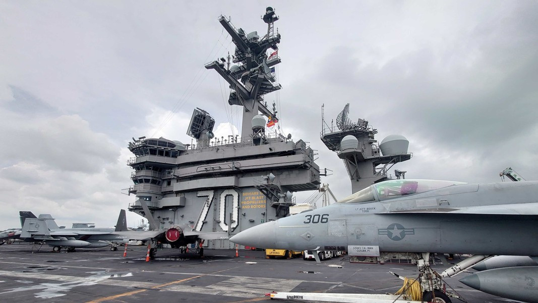 Đây chính là cách người Mỹ đảm bảo hoạt động của máy bay trên tàu sân bay của họ ở Afghanistan. Hơn nữa, tiến bộ công nghệ không thể bù đắp cho tất cả những điều này.