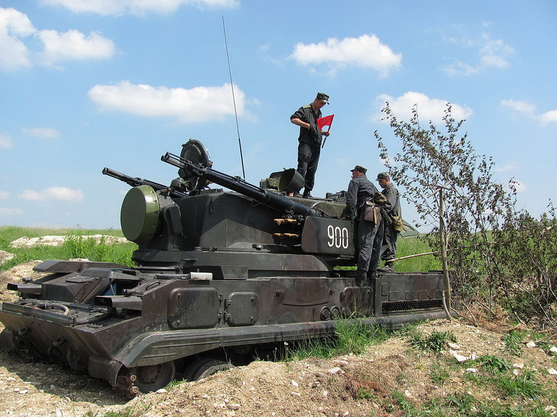 Tunguska - một tổ hợp pháo - tên lửa phòng không tự hành tầm ngắn hiện cũng đã có mặt trong lực lượng Phòng không Syria với số lượng ít nhất 6 chiếc. Nguồn ảnh: Archive.