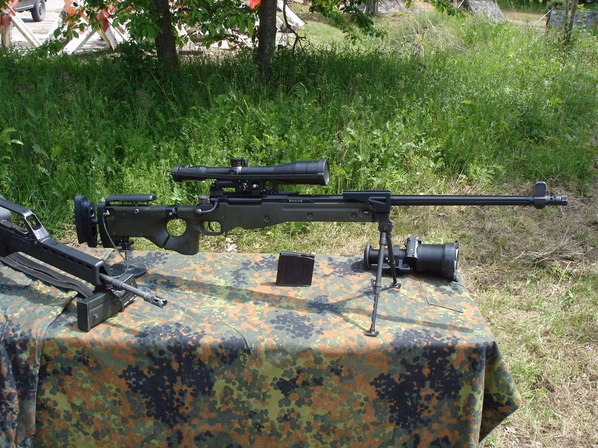 Dự kiến, quá trình nâng cấp sẽ kết thúc vào năm 2020 và sau khi nâng cấp, khẩu G22A2 vẫn sẽ sử dụng cỡ đạn 7,62x67mm (.300 Winchester Magnum) giống với các phiên bản hiện tại. Nguồn ảnh: Rifle.