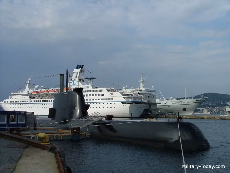 Hợp đồng chế tạo những chiếc thuyền mới đã được trao cho Công ty Công nghiệp nặng Hyundai chứ không phải Daewoo Ship Engineering và Marine Engineering - vốn là hai tập đoàn đóng tàu ngầm hàng đầu Hàn Quốc. Nguồn ảnh: Military-today.