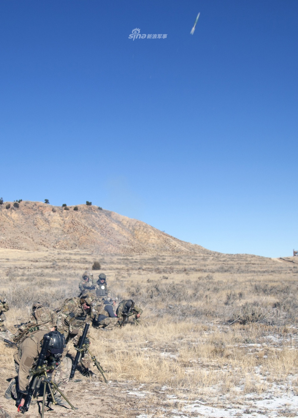 Cả hai khẩu cối này đều chỉ sử dụng duy nhất một loại đạn đó là đạn nổ mạnh. Nguồn ảnh: Sina.