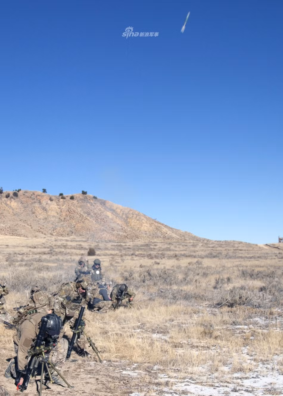 Cả hai khẩu cối này đều chỉ sử dụng duy nhất một loại đạn đó là đạn nổ mạnh. Nguồn ảnh: Sina.