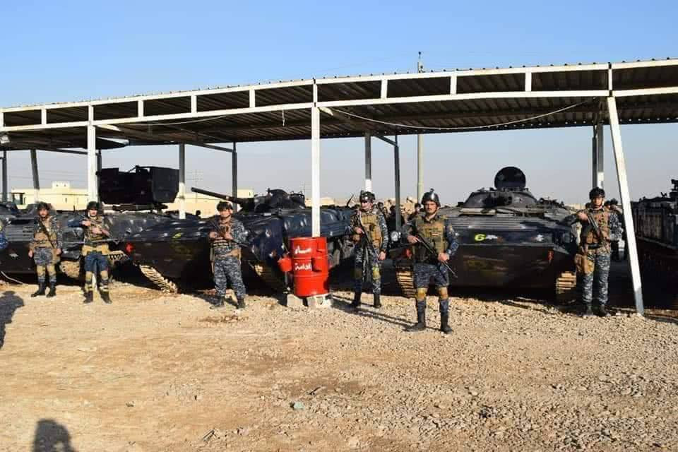 Xe thiết giáp chở quân BMP-1 cũng xuất hiện trong biên chế của lực lượng này biến Cảnh sát Iraq thành một đơn vị thiết giáp cơ giới hạng nặng với đủ loại phương tiện hỗ trợ. Nguồn ảnh: QQ.