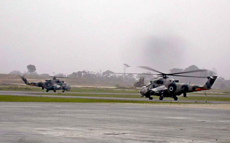 Tới năm 2011, tất cả trực thăng Mi-24 của Guinea Xích Đạo được Ukraine đưa về nước để bắt đầu quá trình mà Kiev gọi là "hiện đại hoá". Quá trình nâng cấp này diễn ra tại nhà máy trực thăng Konotop, Ukraine.