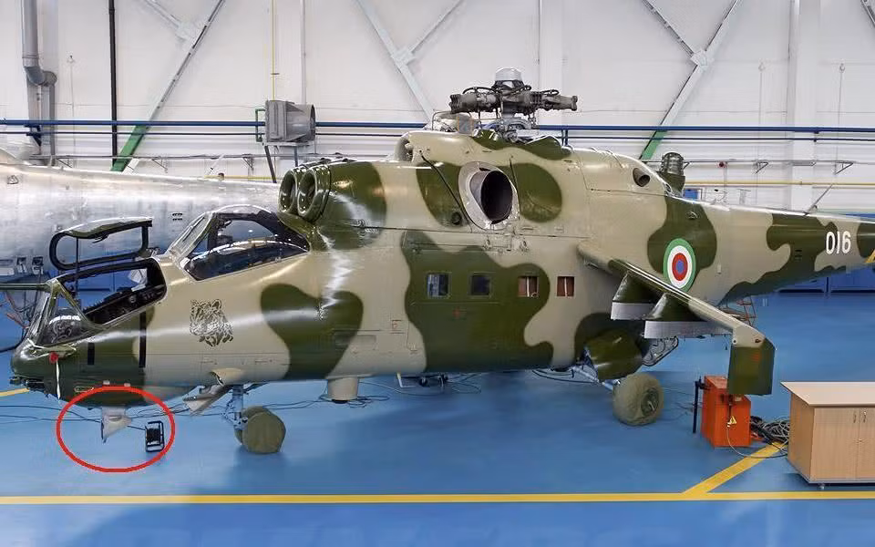 Ukraine cũng cho rằng, với một quốc gia như Guinea Xích Đạo, hệ thống điều khiển tên lửa dẫn đường thực tế lại không tỏ ra hữu ích bằng các hệ thống pháo và súng máy gắn trên những chiếc trực thăng này.