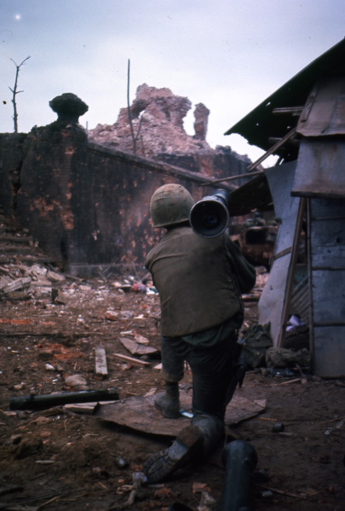 Cho tới tận ngày nay, khẩu Super Bazooka này vẫn là một trong những khẩu súng chống tăng có cỡ nòng lớn nhất từng được sản xuất. Nguồn ảnh: Pinterest.