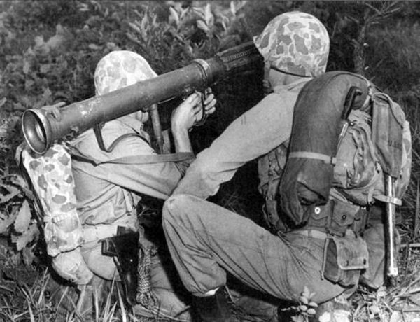 Sở dĩ được mang biệt danh là siêu Bazooka vì M20 là một trong những khẩu Bazooka có cỡ nòng lớn nhất mà Mỹ từng sản xuất và sử dụng. Cỡ nòng của nó lên tới 88,9mm - hay thường được làm tròn là 90mm. Nguồn ảnh: USmarine.