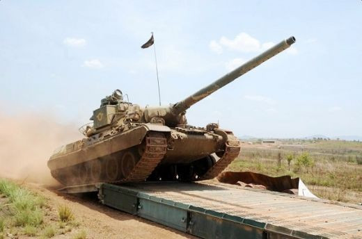 Tiếp đến là loại xe tăng chủ lực AMX-30 do Pháp sản xuất. Dù đã ra đời từ năm 1960 nhưng tới nay Venezuela vẫn tiếp tục sử dụng loại xe tăng này trong biên chế của mình. Nguồn ảnh: Globalfire.