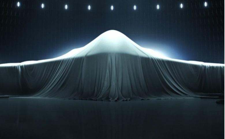 Thậm chí, kênh truyền hình CCTV của Trung Quốc còn từng đưa tin khẳng định, H-20 sẽ "định nghĩa lại khoảng cách mà một máy bay ném bom tầm xa có thể đạt được". Rất nhiều khả năng, H-20 sẽ sớm được thực hiện chuyến bay thử đầu tiên vào cuối năm 2019 này. Nguồn ảnh: CCTV.