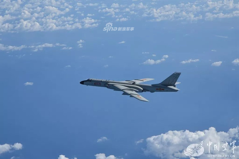 Khả năng mang vũ khí của loại máy bay ném bom chiến lược này tới nay cũng đã dần lỗi thời với tối đa chỉ mang theo được 9 tấn bom các loại hoặc tên lửa hành trình, tên lửa chống hạm. Nguồn ảnh: Sina.