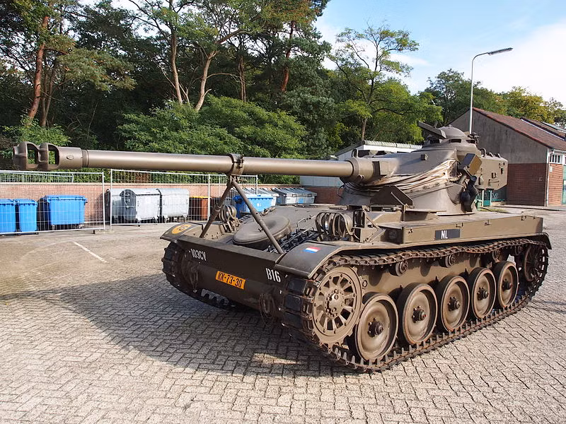 Tiếp đến là AMX-13C.90. Đây cũng là loại xe tăng do Pháp sản xuất hiện đang được phục vụ với số lượng khá ít trong biên chế của Quân đội Venezuela. Nguồn ảnh: Globalfire.