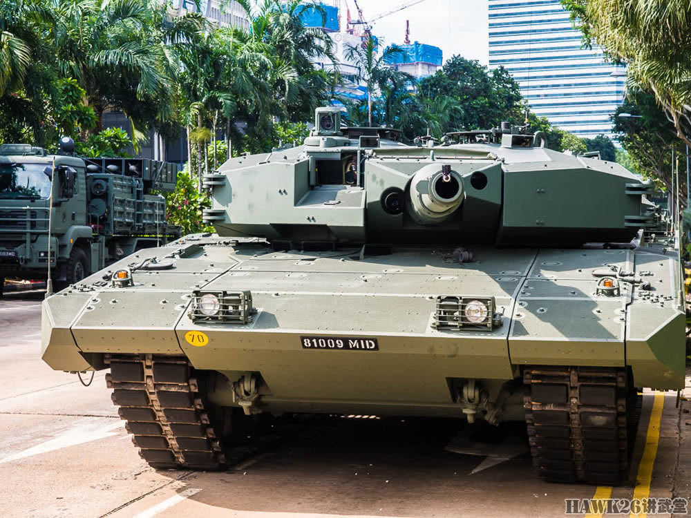 Cận cảnh phiên bản Leopard 2SG Singapore sở hữu. Nguồn ảnh: Hawk26.