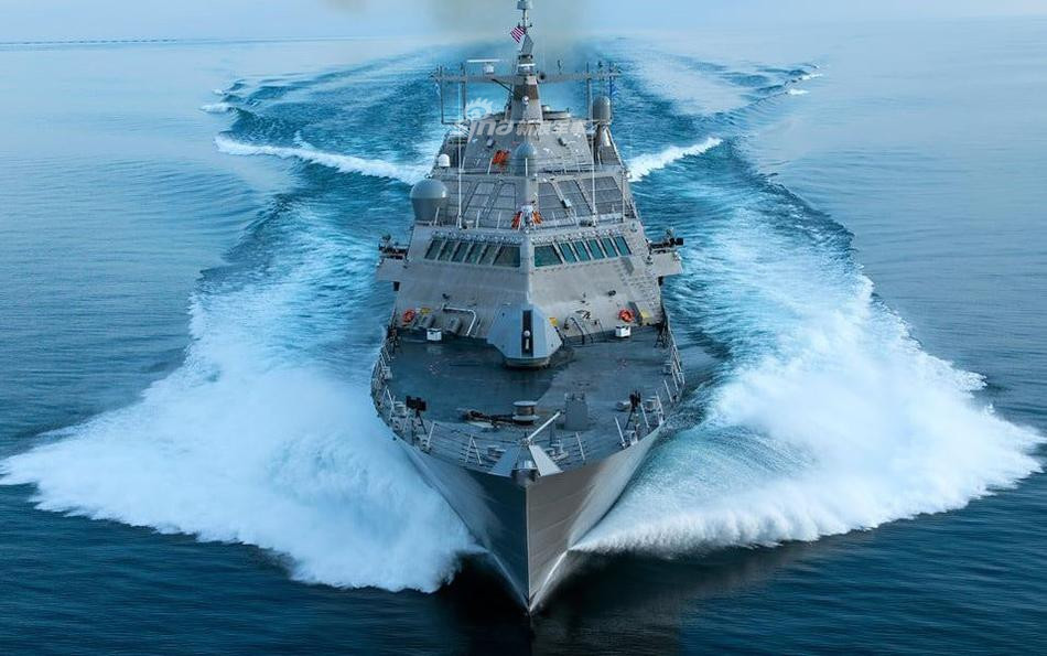 USS Wichita được trang bị 2 động cơ Rolls-Royce MT30. Đây là động cơ tua-bin khí cho phép tàu di chuyển được với tốc độ tối đa lên tới 45 hải lý giờ tương đương với 83 km/h. Nguồn ảnh: Sina.