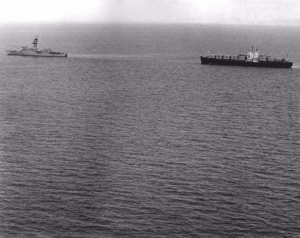 Trận chiến cuối cùng của Mỹ diễn ra từ ngày 12 tới ngày 15/5/1975 để giành lại một tàu hàng trong đó có chuyên chở theo hàng tấn tài liệu tối mật được Mỹ di tản khỏi Sài Gòn chỉ trước đó ít ngày. Nguồn ảnh: Fordlibrarymuseum.