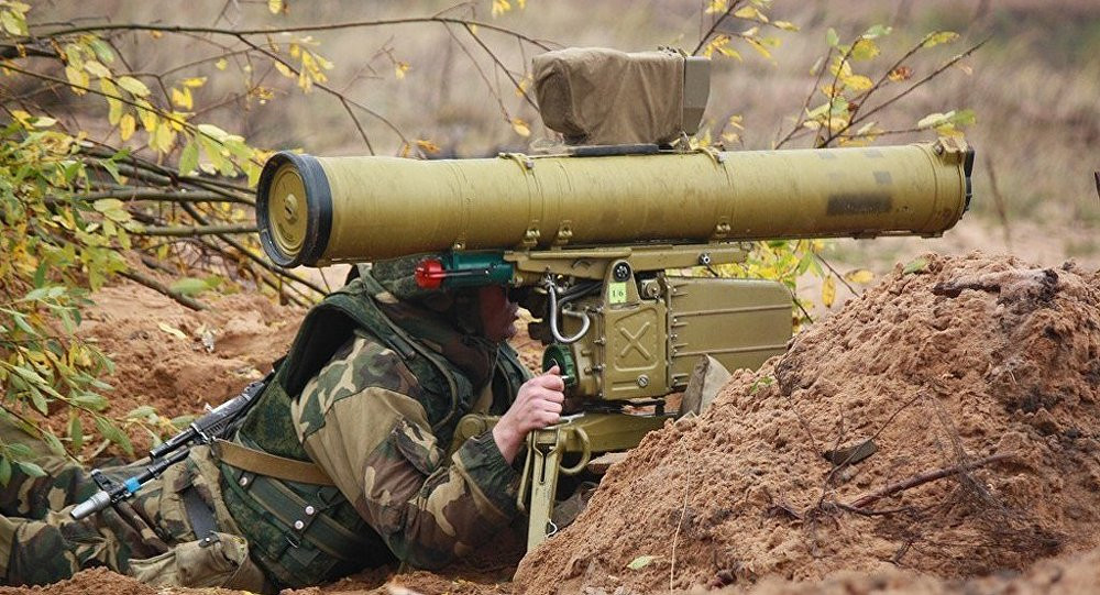 Theo nhiều nguồn tin quân sự tiết lộ loại tên lửa chống tăng vừa được Ấn Độ mua của Nga với số lượng lên tới 10.000 chiếc trị giá 225 triệu USD là 9M113 Konkurs Giá trị hợp đồng trên bao gồm cả việc Nga chuyển giao công nghệ cho Ấn Độ để nước này tứ sản xuất trong nước. Nguồn ảnh: Sputnik.