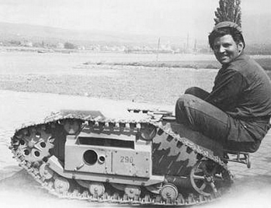 Con "quái vật" này chính là một minh chứng rất rõ nét cho thấy sự sáng tạo và tài năng của các kỹ sư Đức trong Chiến tranh Thế giới thứ hai khi họ nghĩ ra việc sử dụng robot để thực hiện các nhiệm vụ khó khăn thay cho binh lính, một điều rất phổ biến ở... thế kỷ 21 này. Nguồn ảnh: Info.