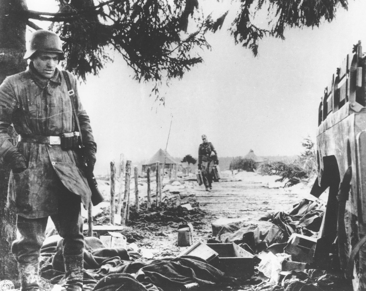 Tuy nhiên tham vọng này của Đức đã không thể thành hiện thực khi vào đầu tháng 1/1945, thời tiết đã tốt trở lại và quân Đồng minh sử dụng được Không quân tham chiến. Nguồn ảnh: BI.