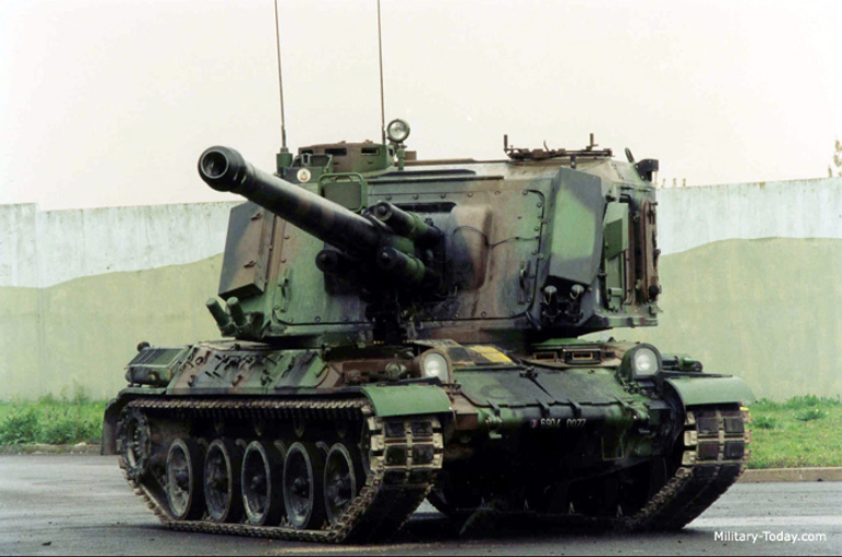 Hãng thiết kế AU-F1 GCT của Pháp còn khẳng định tháp pháo này có thể gắn được lên cả khung gầm xe tăng Leopard 1 hoặc T-72 - nghĩa là có thể nâng cấp các loại xe tăng đời cũ này thành pháo tự hành chỉ bằng cách gắn tháp pháo lên khung xe tăng có sẵn. Nguồn ảnh: Militarytoday.