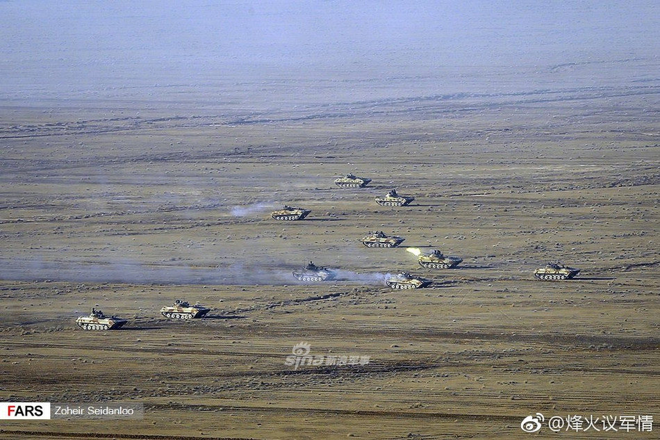 Lực lượng Vệ binh Hồi giáo (hay Vệ binh Cách mạng) chịu sự chỉ huy trực tiếp của Giáo chủ Ayatollah Ali Khamenei và có khả năng hoạt động cả ở nước ngoài thay vì bị giới hạn phạm vi hoạt động ở trong nước. Nguồn ảnh: Sina.