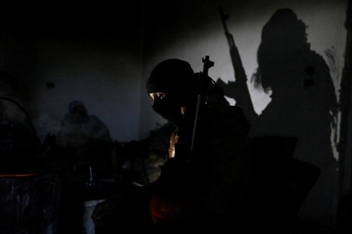 YPG tuyên bố bàn giao quyền kiểm soát thành phố Manbij cho quân đội Syria để tránh diễn ra cuộc tấn công xâm lược của Thổ Nhĩ Kỳ. YPG cũng sẽ rút khỏi miền bắc Syria.