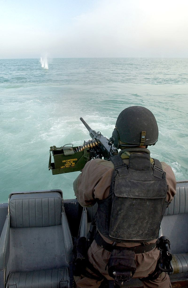 Tầm bắn hiệu quả của M2 Browning lên tới 1.800 mét trong khi đó tầm bắn tối đa của nó có thể lên tới 2.500 mét.