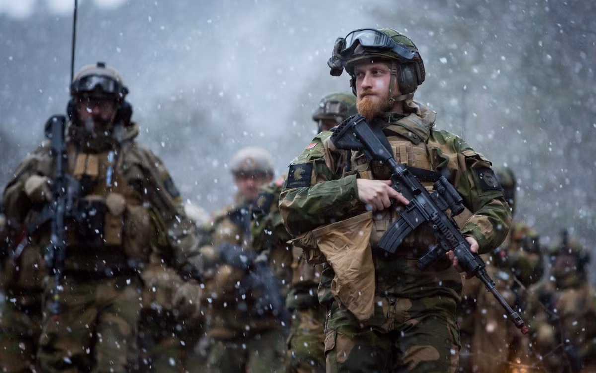 Theo thoả thuận được Na Uy ký với Iceland, công dân tới từ hai quốc gia này có thể... thoải mái gia nhập quân đội của nước còn lại. Nguồn ảnh: Toplist.