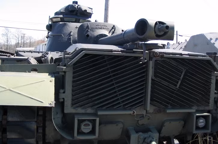 Tốc độ tối đa của xe lên tới 48 km/h nhưng do có trọng lượng quá lớn, loại xe tăng này thường khá chậm chạp và lề mề khi tham chiến ở Việt Nam. Nguồn ảnh: Archive.