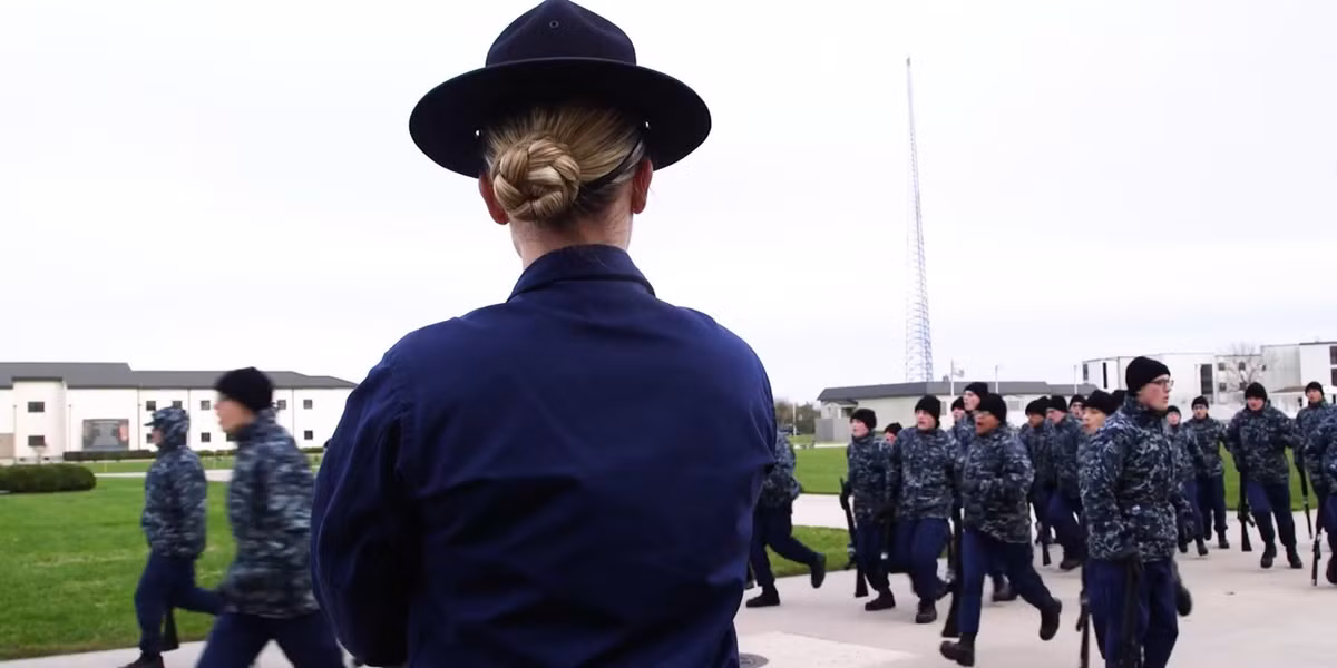 Căn cứ huấn luyện chính của lực lượng Tuần duyên của Mỹ được đặt tại Cape May, New Jersey và là một trong những "lò" đào tạo ra những người lính gan dạ bậc nhất quân đội Mỹ. Nguồn ảnh: BI.