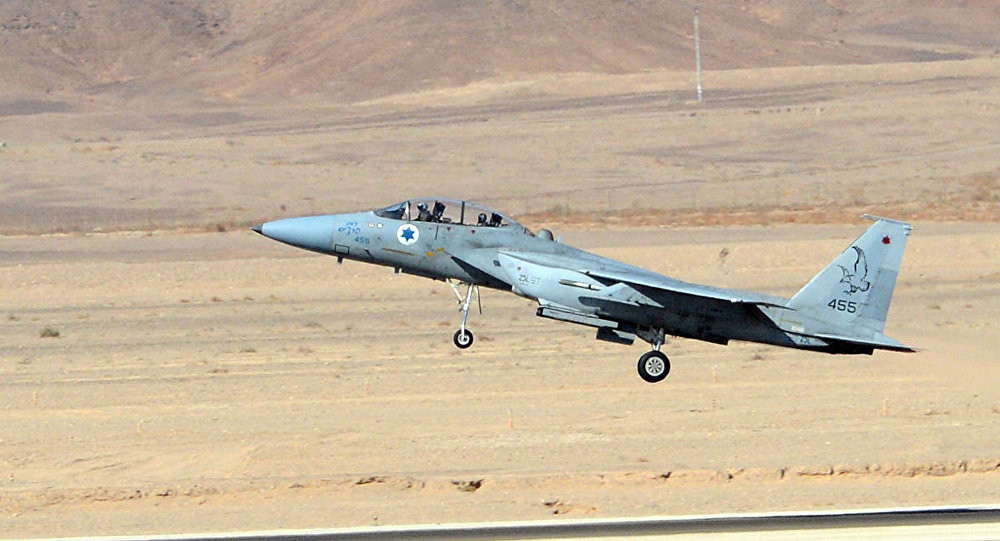 Rất may cả hai phi công đều không bị phóng ra ngoài máy bay ở độ cao lớn như vậy và đều đủ tỉnh táo để có thể hạ cánh một cách thành công. Nguồn ảnh: Loner.