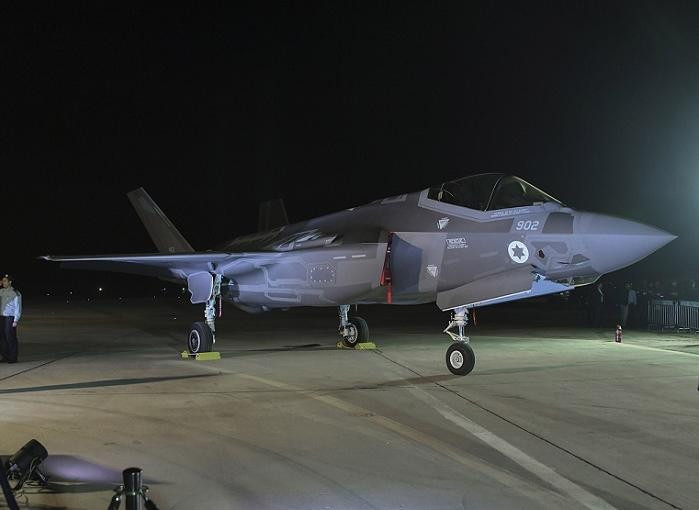 Cuối cùng là máy bay chiến đấu thế hệ mới nhất loại F-35 Lightning II. Israel hiện đang sở hữu 14 chiếc F-35 và dự kiến trong tương lai sẽ có thêm 50 chiếc nữa được. Nguồn ảnh: Pinterest.