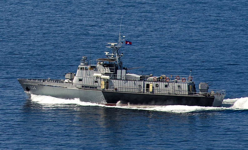 Với ngân sách quốc phòng mỗi năm chỉ vào khoảng 200 triệu USD, Campuchia có lẽ sẽ rất khó có thể phát triển được lực lượng hải quân và không quân của mình trong tương lai. Nguồn ảnh: Navalasset.