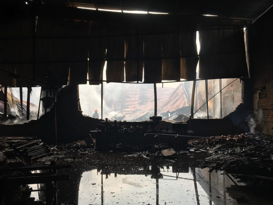 Hầu hết tài sản đều bị thiêu rụi.