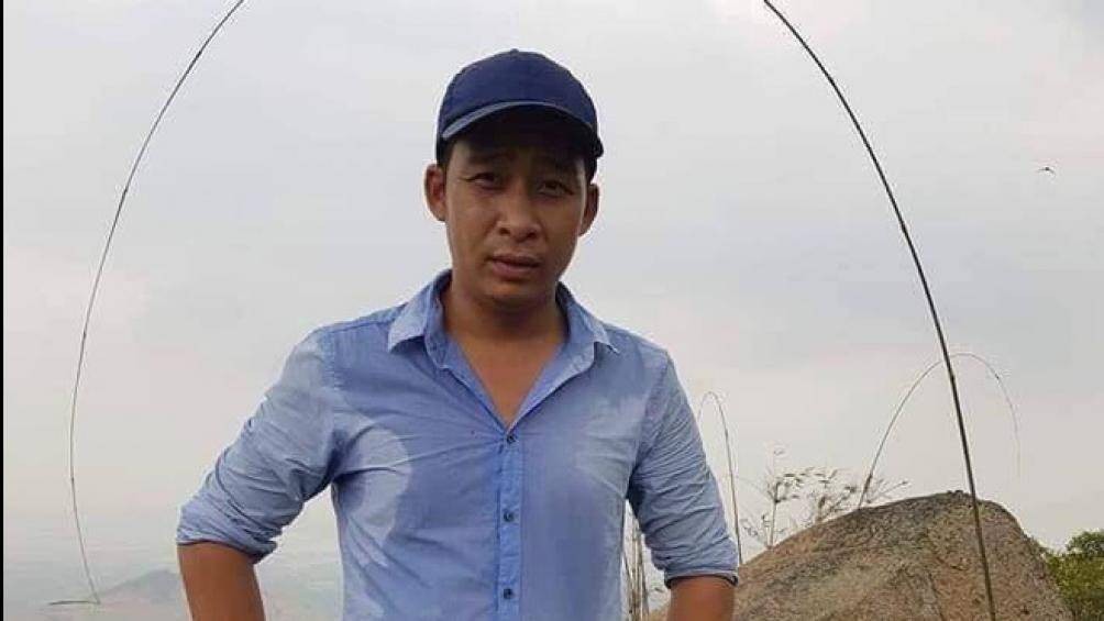 Theo quyết định truy nã đối với Lê Quốc Tuấn, đối tượng cao 1,66m, nặng khoảng 69kg, da hơi ngăm đen, tóc đen hớt cao, sẹo chấm cách 02cm trên trước đầu mày trái, sống mũi cao, nói giọng miền Nam. Vũ khí đối tượng sử dụng gây án là súng AK dạng báng xếp, có khả năng đối tượng có mang theo người. Công an TP. Hồ Chí Minh đề nghị người dân nâng cao cảnh giác, phòng ngừa và tố giác tội phạm. Nếu phát hiện thông tin về đối tượng và phương tiện có đặc điểm nêu trên đề nghị thông báo ngay đến Công an TP. Hồ Chí Minh và Cục Cảnh sát hình sự Bộ Công an (đồng chí Nguyễn Đăng Nam – Trưởng phòng PC02, số điện thoại 0909.626.363 và đồng chí Lê Ngọc Phương – Phó Cục trưởng C02, số điện thoại 0903.005.261) để phối hợp.