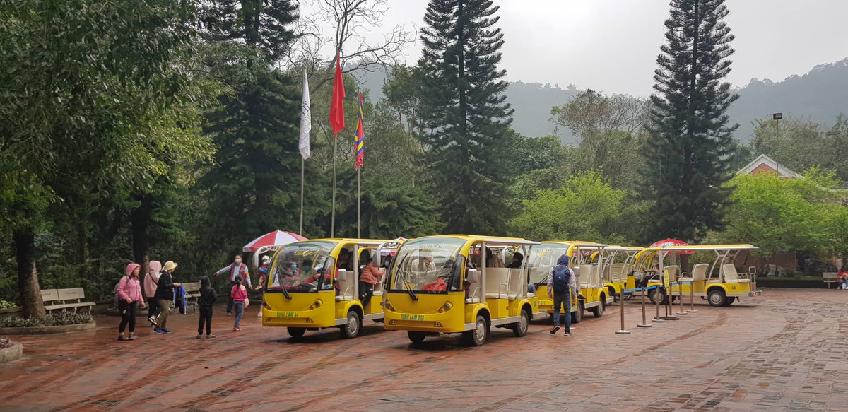 Năm nay vắng lặng. Thi thoảng mới có đoàn khách sử dụng dịch vụ này.