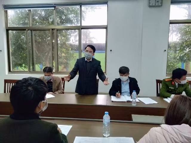 Hai Phong: Tam dung hoat dong tat ca cac quan karaoke, quan bar phong Virus Corona-Hinh-2